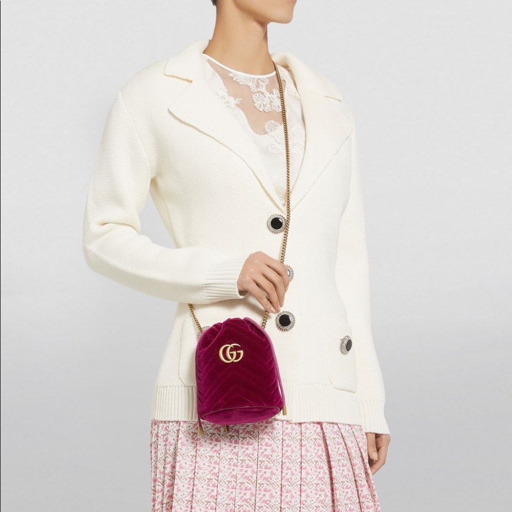 Gucci Marmont Mini Velvet Bag In Magenta